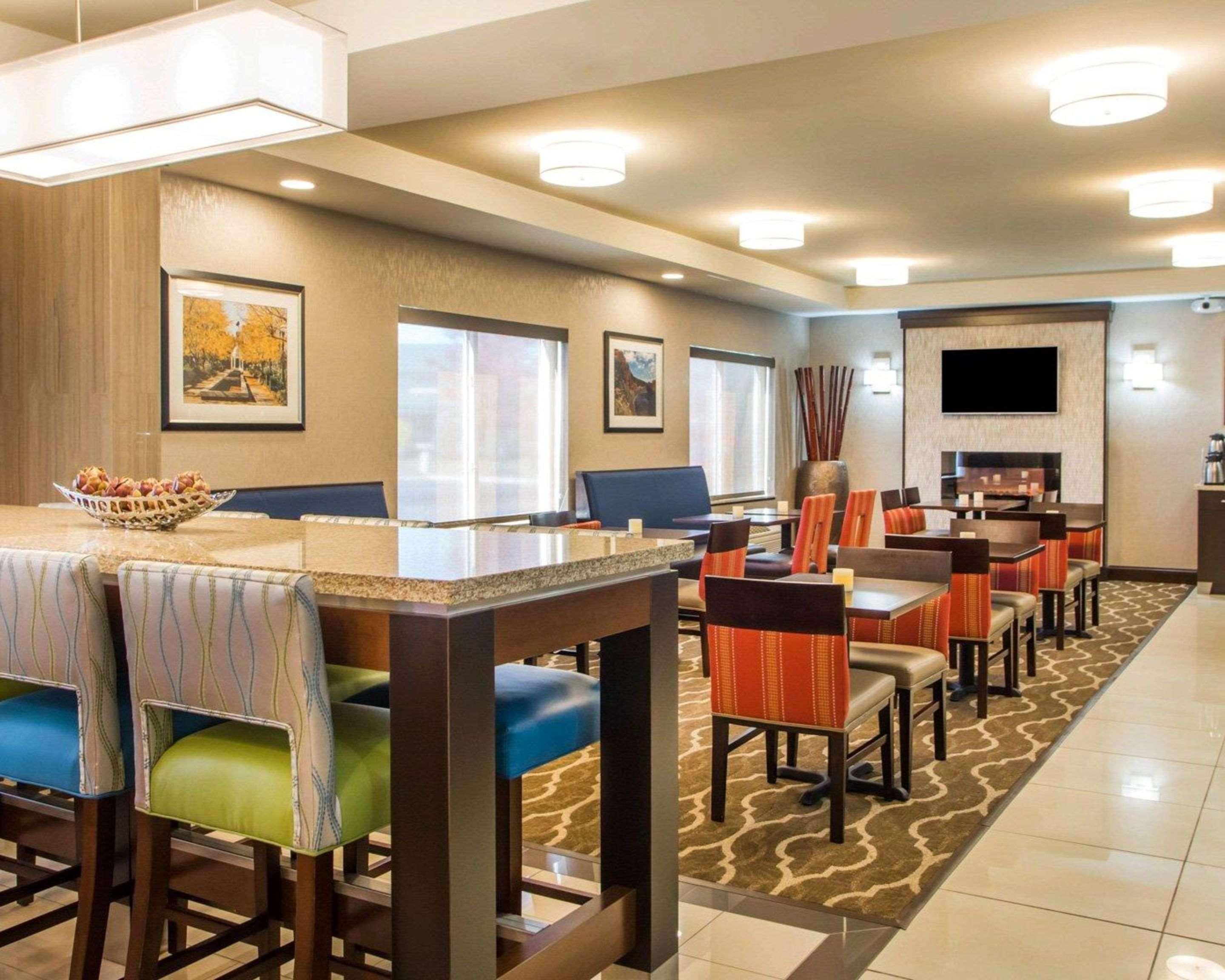 Comfort Suites Columbus West - Hilliard Exteriér fotografie