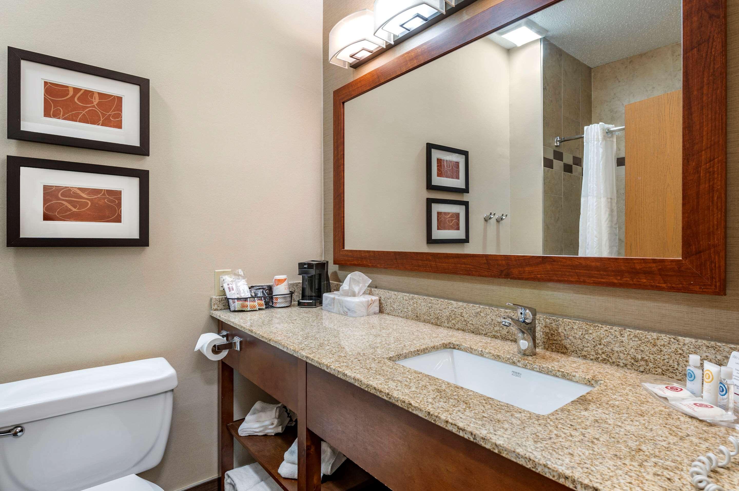 Comfort Suites Columbus West - Hilliard Exteriér fotografie