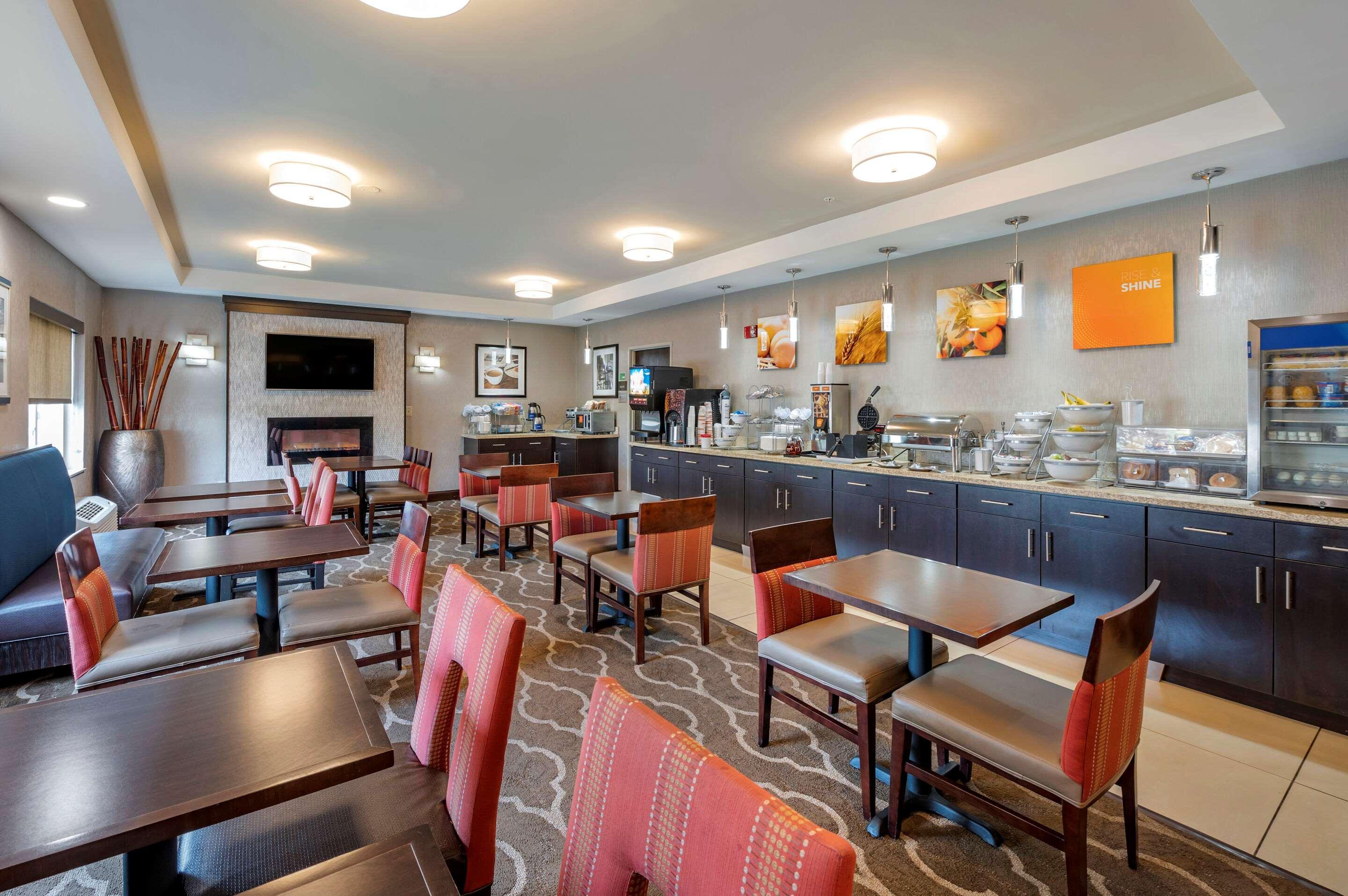 Comfort Suites Columbus West - Hilliard Exteriér fotografie